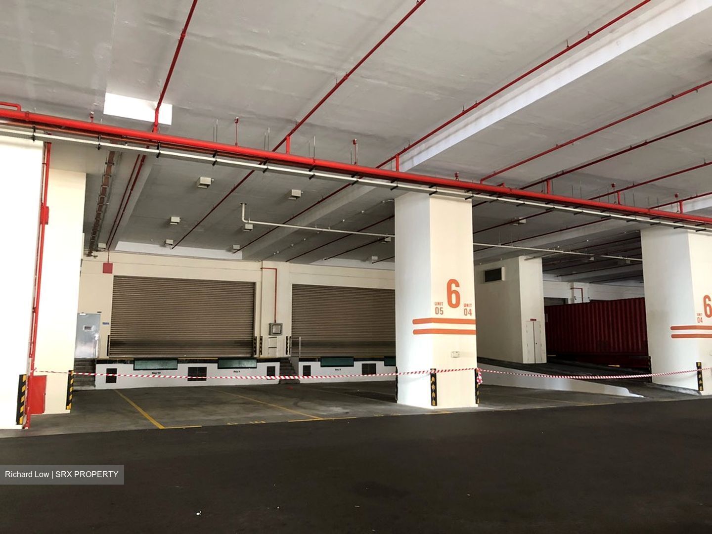 Jurong Logistics Hub (D22), Warehouse #288380611